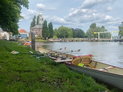 2025-06-09-een-heerlijke-tocht-door-leiden-met-de-carr-1 2025-06-09-een-heerlijke-tocht-door-leiden-met-de-carr-1