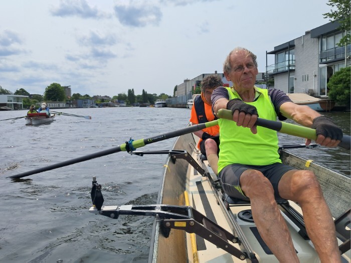 2025-06-09-een-heerlijke-tocht-door-leiden-met-de-carr-2