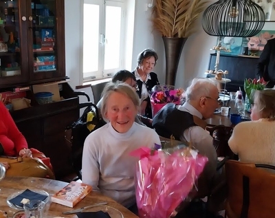 2025-09-09-gunilla-ons-onvermoeibare-zonnetje-in-de-boot-0