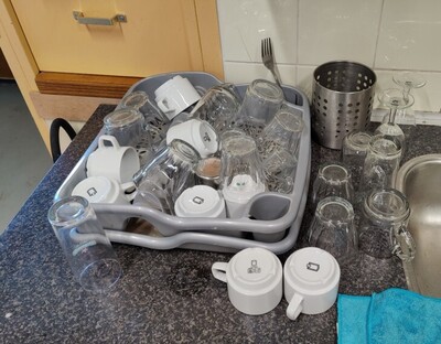 2026-04-30-afwassen-en-opruimen